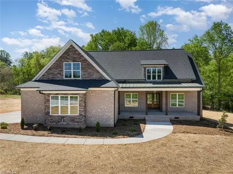 7366 Blue Water Ct, Belews Creek, NC 27009