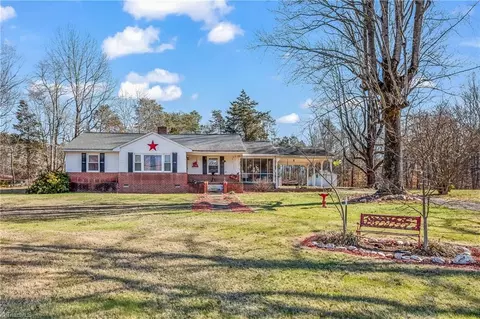 4703 E Nc Highway 89, Walnut Cove, NC 27052
