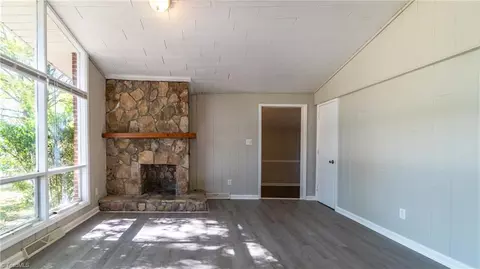 Living - 1111 Fields St, Eden, NC 27288 photo 3 of 4
