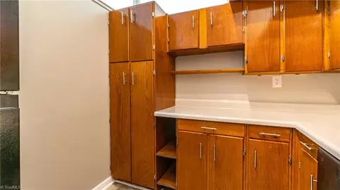 Kitchen - 1111 Fields St, Eden, NC 27288 photo 3 of 3