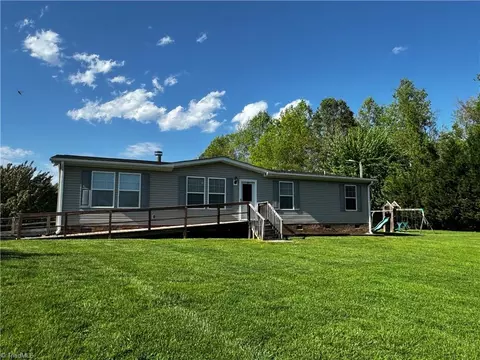 278 Hincher Rd, Elkin, NC 28621
