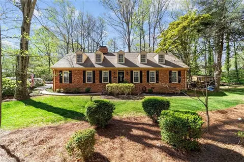104 Frederick Rd, Greensboro, NC 27455