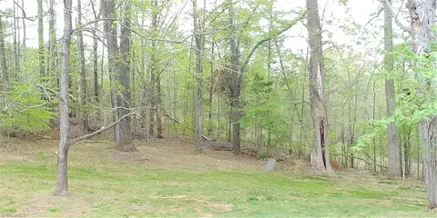 623 Whitehouse, Ridgeway, VA 24148 photo 3