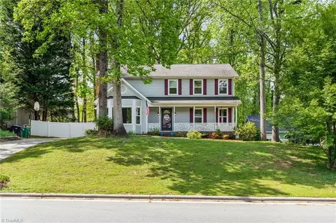 1007 New Hampshire Dr, Jamestown, NC 27282