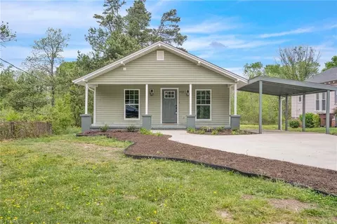 3907 Peterson Ave, Greensboro, NC 27405