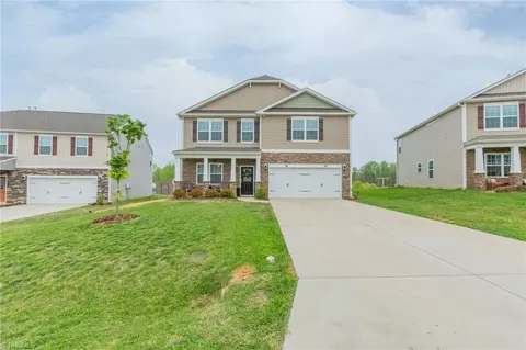 3782 Traveler Dr, Trinity, NC 27370