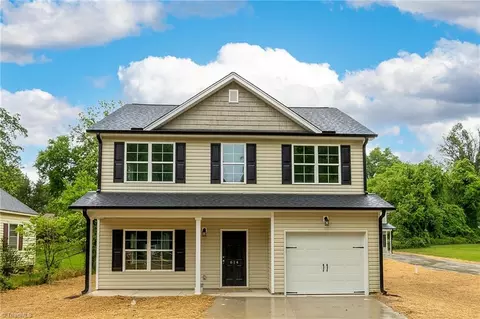 614 Fisher St N, Burlington, NC 27217