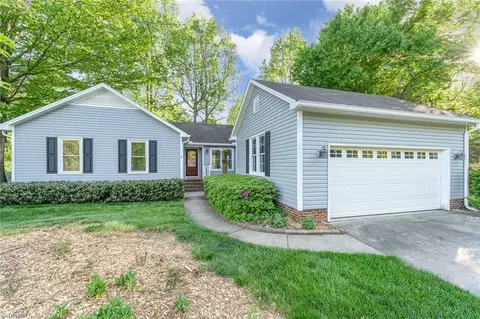 6415 Cardinal Wood Dr, Greensboro, NC 27410