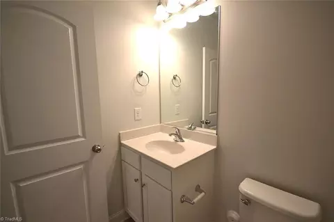 Bath - 4744 Willowstone Dr #LOT 270, High Point, NC 27265 photo 1 of 5