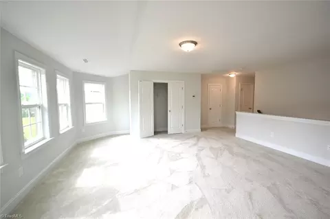 Living - 4744 Willowstone Dr #LOT 270, High Point, NC 27265 photo 4 of 4
