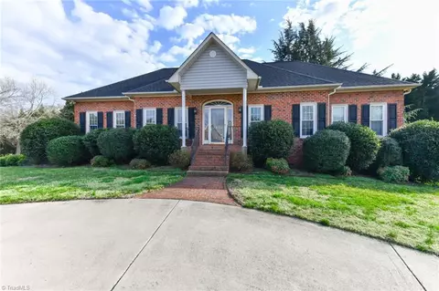 2800 Atwood Rd, Winston Salem, NC 27103