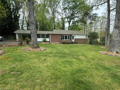 4146 Rosalie St, Winston Salem, NC 27104