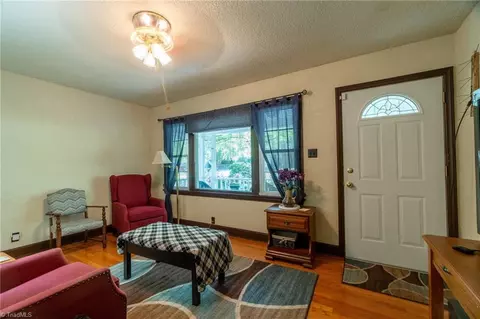 416 Cory Rd, High Point, NC 27265 photo 3