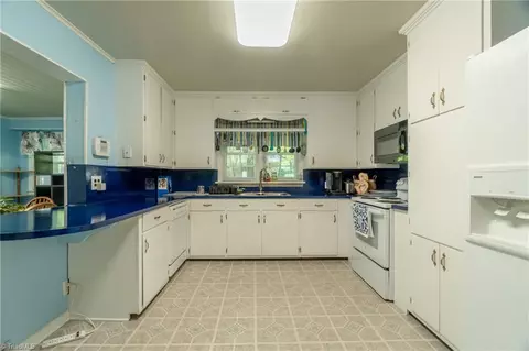 416 Cory Rd, High Point, NC 27265 photo 6