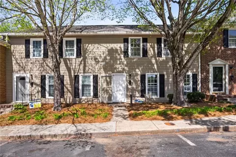 3915 Valley Ct #D, Winston Salem, NC 27106