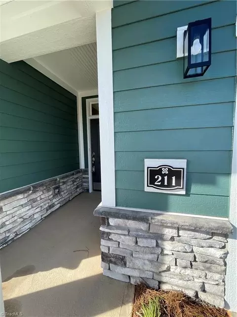 211 Mountain Maple Dr, King, NC 27021 photo 5