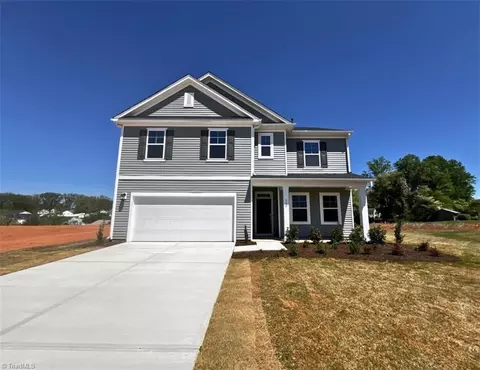 102 Cremello Dr, King, NC 27021