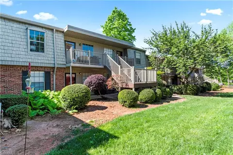3830 Country Club Rd #F, Winston Salem, NC 27104