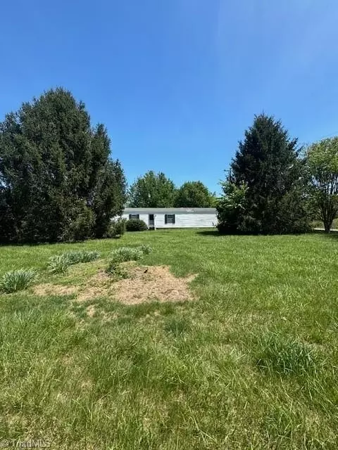 402 Sparta Rd, North Wilkesboro, NC 28659