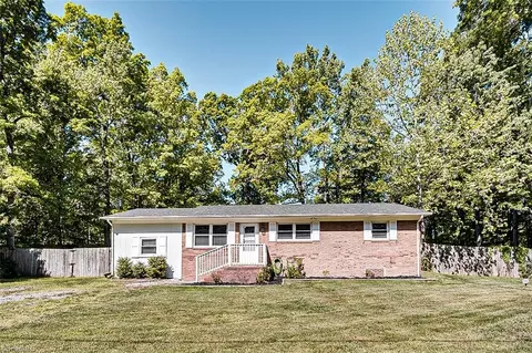 5425 Crestwood Dr, Archdale, NC 27263