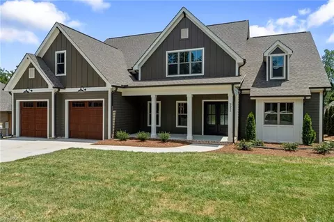 9355 Eden Grove Ct, Lewisville, NC 27023