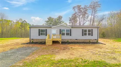 1250 Poplar Springs Rd, Elkin, NC 28621