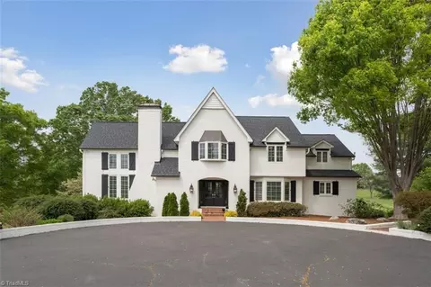 8559 Brook Meadow Ln, Lewisville, NC 27023