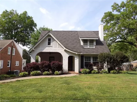 614 Kivett St W, Asheboro, NC 27203