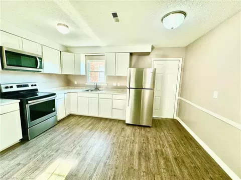 1309 Meadowview Rd W #B, Greensboro, NC 27407