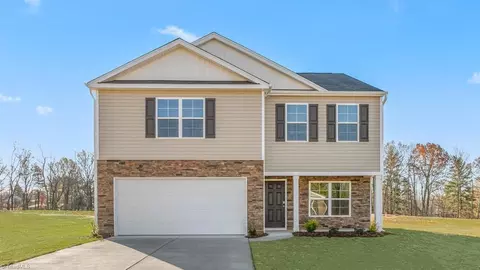 106 Dolcetto Ave #01, Lexington, NC 27295