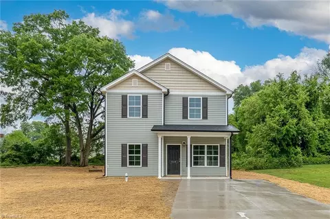 616 Fisher St N, Burlington, NC 27217