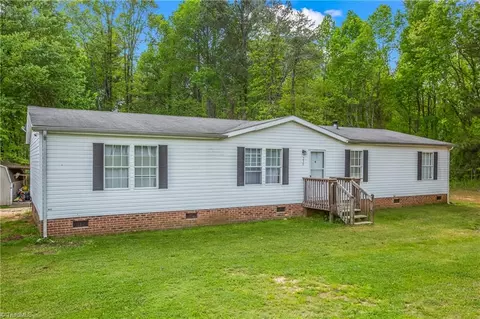 230 Mallard Rd, Madison, NC 27025