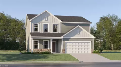 122 Piebald Dr, King, NC 27021