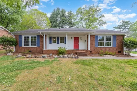 2731 London Ln, Winston Salem, NC 27103