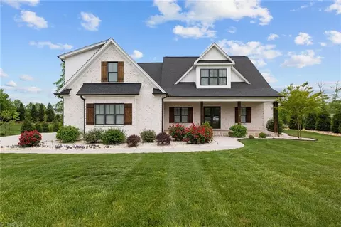 7705 Honkers Hollow Ct, Stokesdale, NC 27357