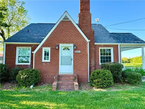 1485 Pratt Rd, Ararat, NC 27007