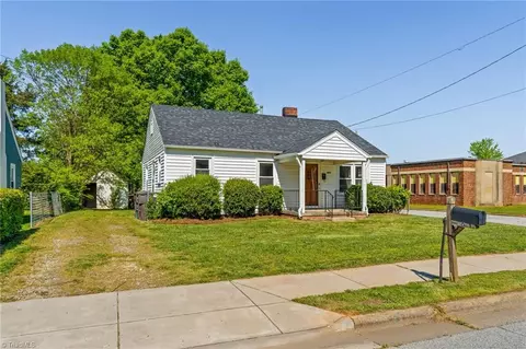 1420 Brentwood St, High Point, NC 27260