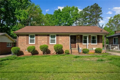 1606 Pichard St, Greensboro, NC 27401