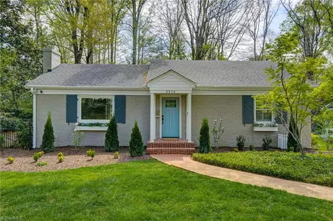 2514 Greenbrier Rd, Winston Salem, NC 27104