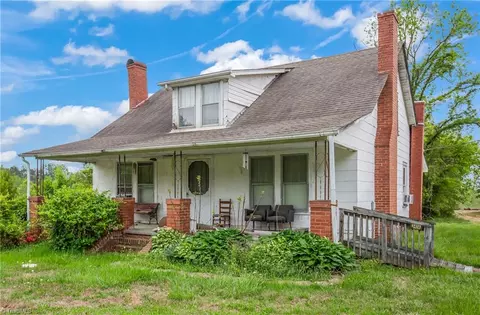 3428 E Nc Highway 89, Walnut Cove, NC 27052