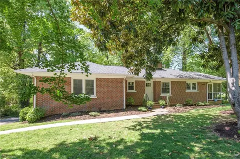 210 Gordon Dr N, Winston Salem, NC 27104