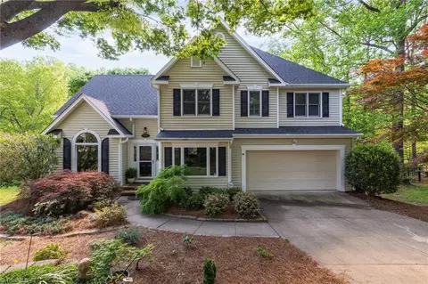 3503 Turnberry Ln, Greensboro, NC 27410