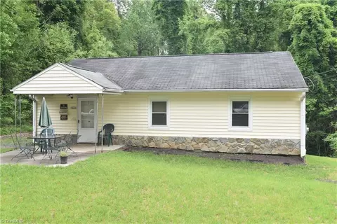 3661 Yale Ave, Winston Salem, NC 27107