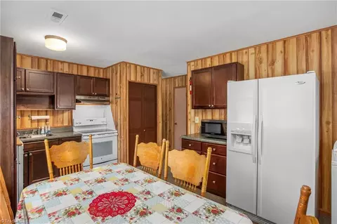 Dining - 1113 Foxtrot Ct, King, NC 27021 photo 3 of 3