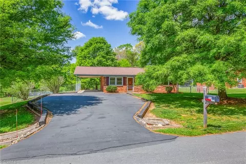 Exterior - 1113 Foxtrot Ct, King, NC 27021 photo 4 of 14