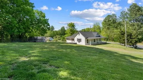1731 Wow Rd, Asheboro, NC 27203