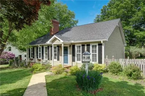 128 Mcchardy Ct, Reidsville, NC 27320