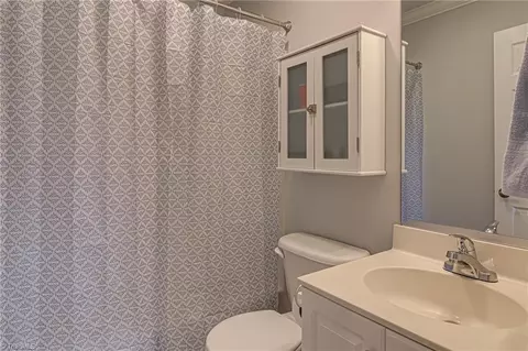 Bath - 7098 Falcon Way, Trinity, NC 27370 photo 4 of 5