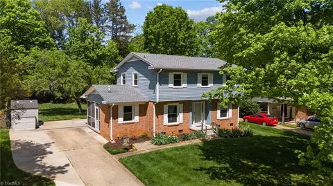 107 Flintfield Dr, Winston Salem, NC 27103