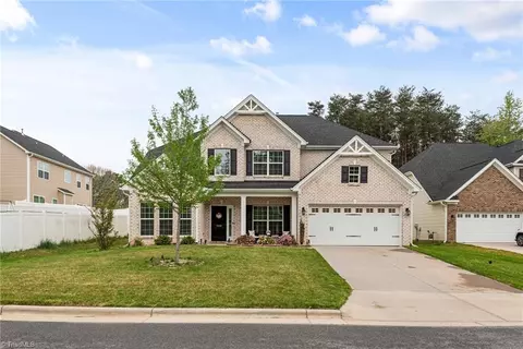 5403 Brookstead Dr, Summerfield, NC 27358